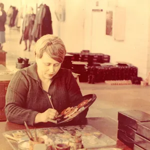 Історичні фото фабрики (з приватного архіву Людмили Горбулі) 10