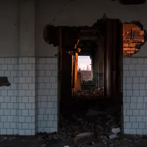 Руїни фабрики (2017 рік, фото Марії Савоскули) 7