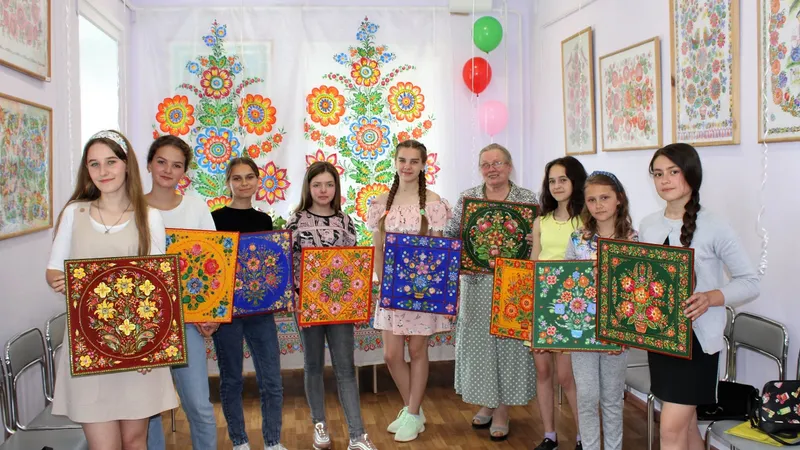 Петриківська дитяча художня школа ім. Т. Я. Пати
