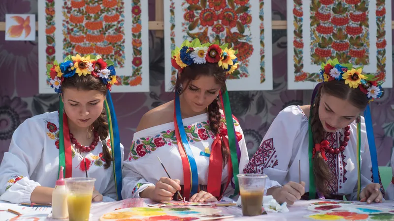 Етно-фестиваль «Петриківський дивоцвіт»